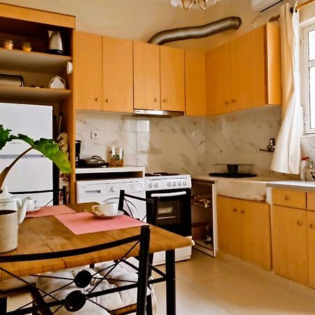 Next To Metro! Bright Apartment With Fully Equipped Kitchen Atena Exterior foto