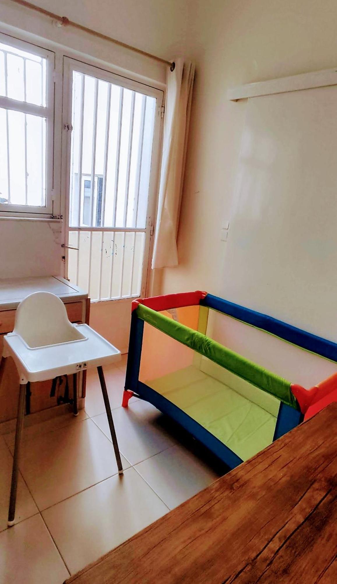 Next To Metro! Bright Apartment With Fully Equipped Kitchen Atena Exterior foto